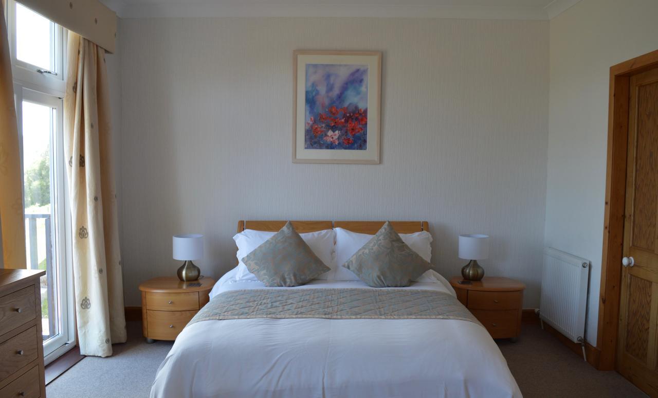Strathview Lodge ดอร์นอค ภายนอก รูปภาพ