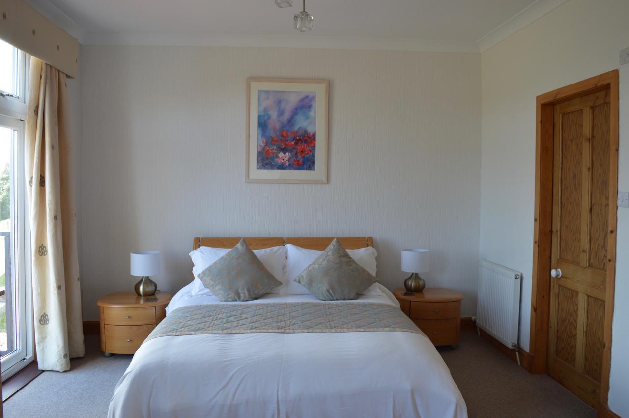 Strathview Lodge ดอร์นอค ภายนอก รูปภาพ